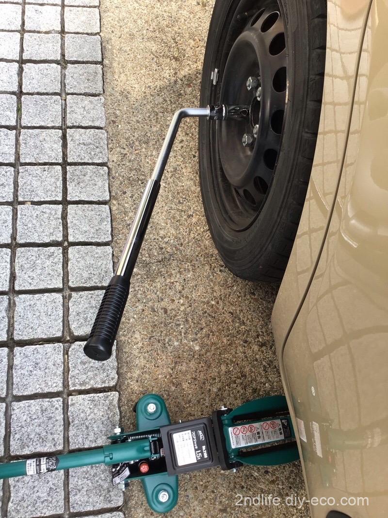 ジャッキアップ